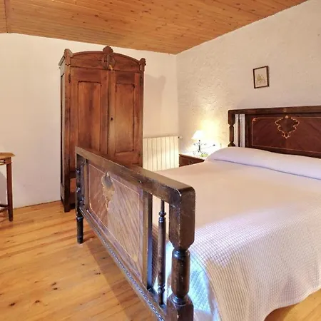 Country house Turisme Rural Mas Torrent Mollo