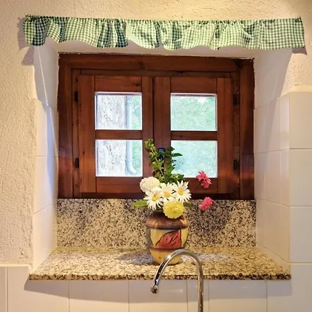 Country house Turisme Rural Mas Torrent Mollo